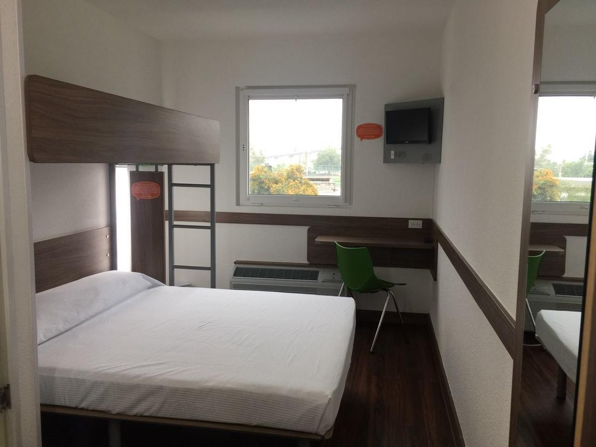Hotel Hi! Queretaro Luaran gambar