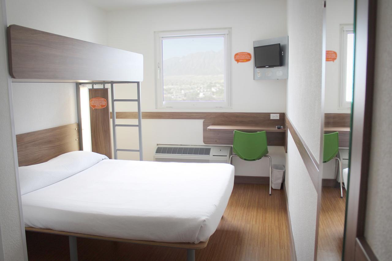 Hotel Hi! Queretaro Luaran gambar
